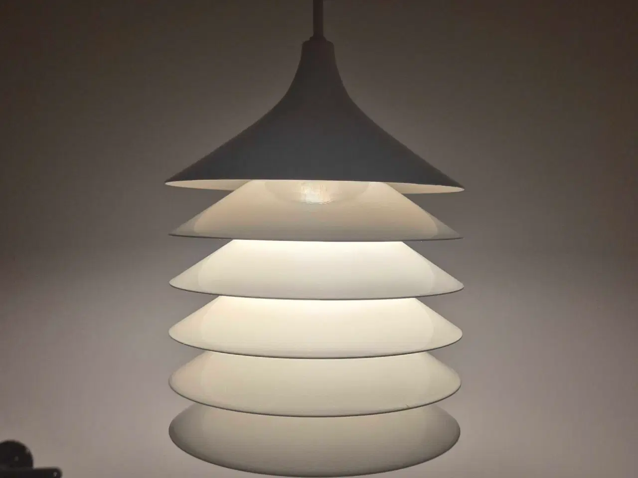 Billede 3 - Velholdte hvide Duett 