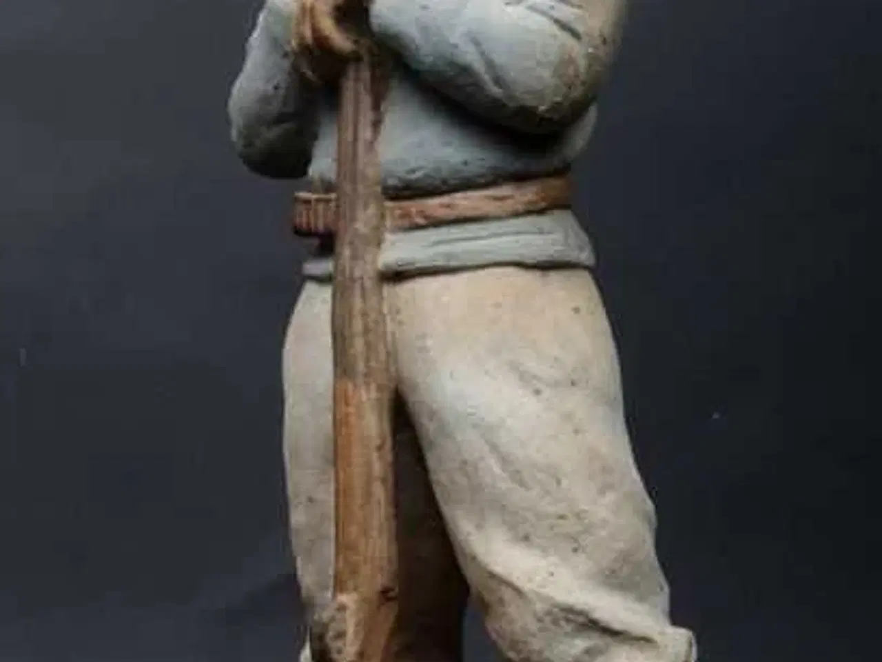 Billede 1 - Grønlandsk fanger m. gevær