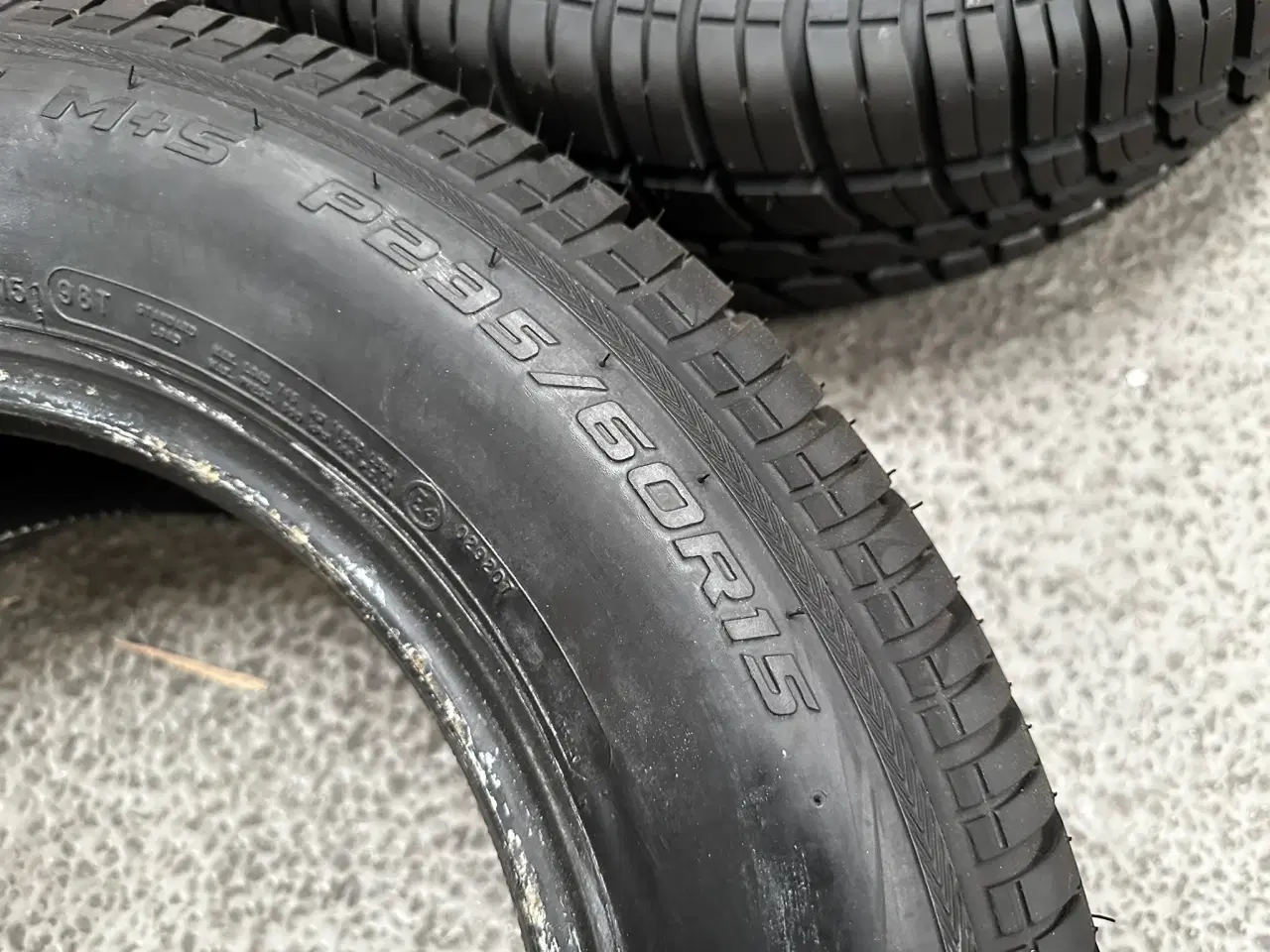 Billede 4 - Cooper Cobra dæk med hvid skrift