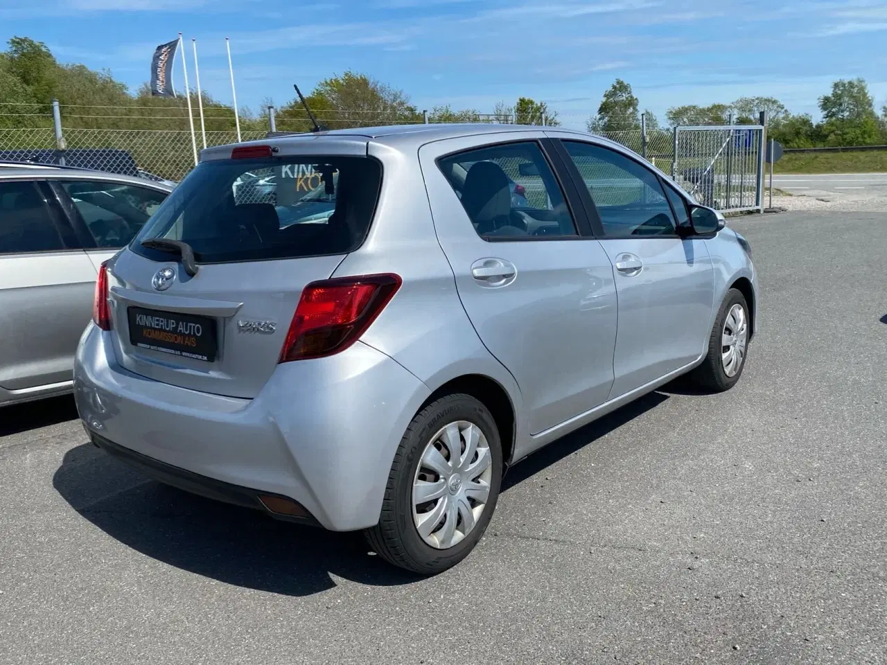 Billede 3 - Toyota Yaris 1,0 VVT-I T2 69HK 5d