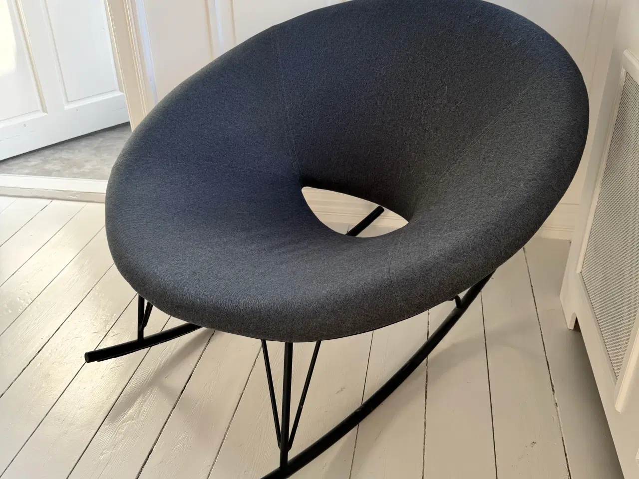Billede 2 - ✨ Smuk og anderledes gyngestol til salg  ✨