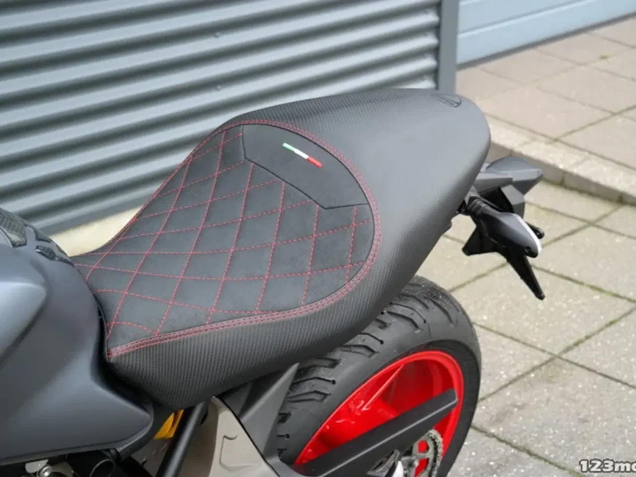 Billede 25 - Ducati Monster 821 MC-SYD BYTTER GERNE