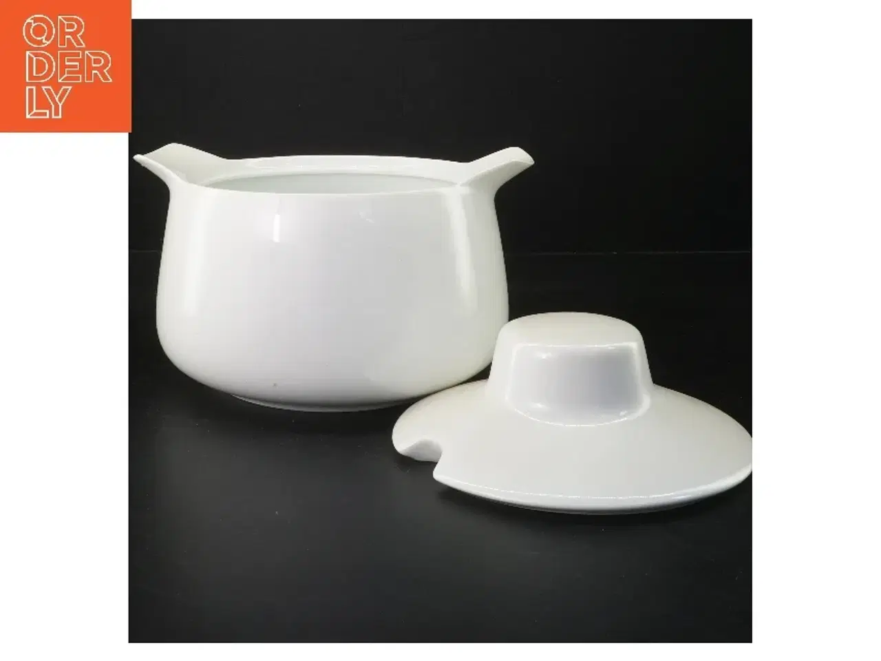 Billede 2 - B&G hvid koppel terrin (str. Ø 17 cm længde 12 cm)