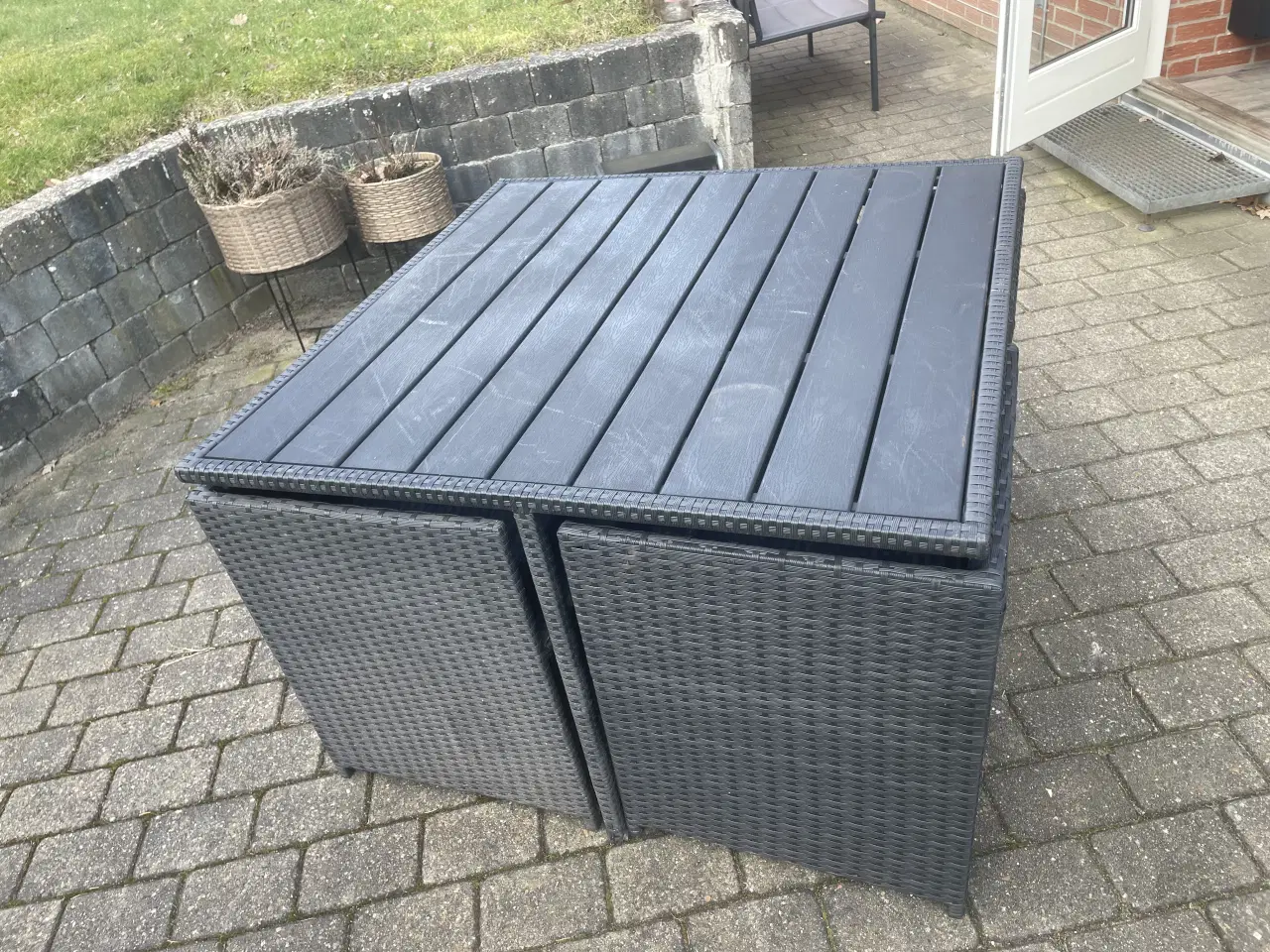 Billede 1 - Havebord med 4 stole