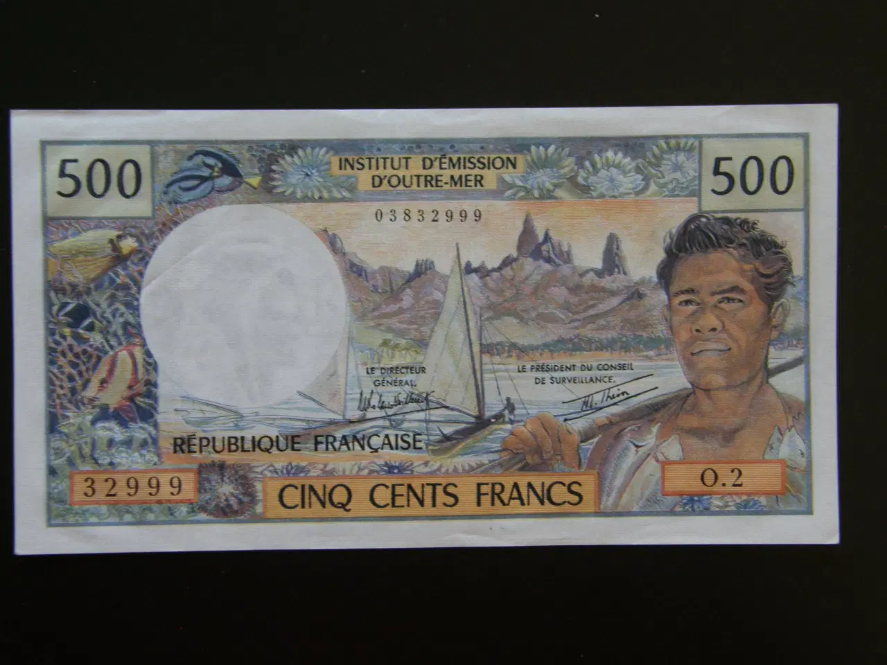 Billede 1 - Tahiti  500 Francs 1985  P25d  Unc.