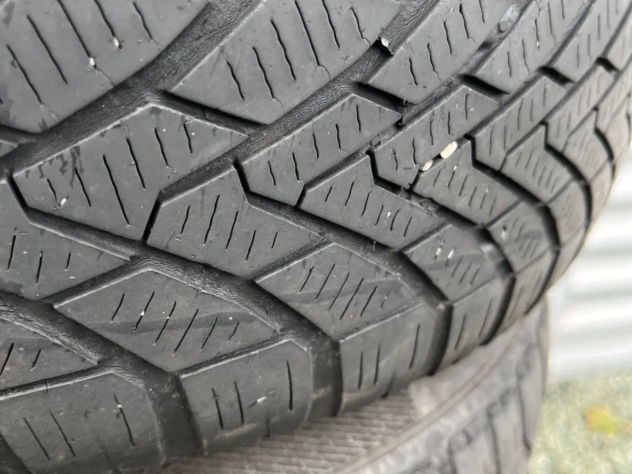 Billede 2 - 185/60R15 contintal vinterdæk 