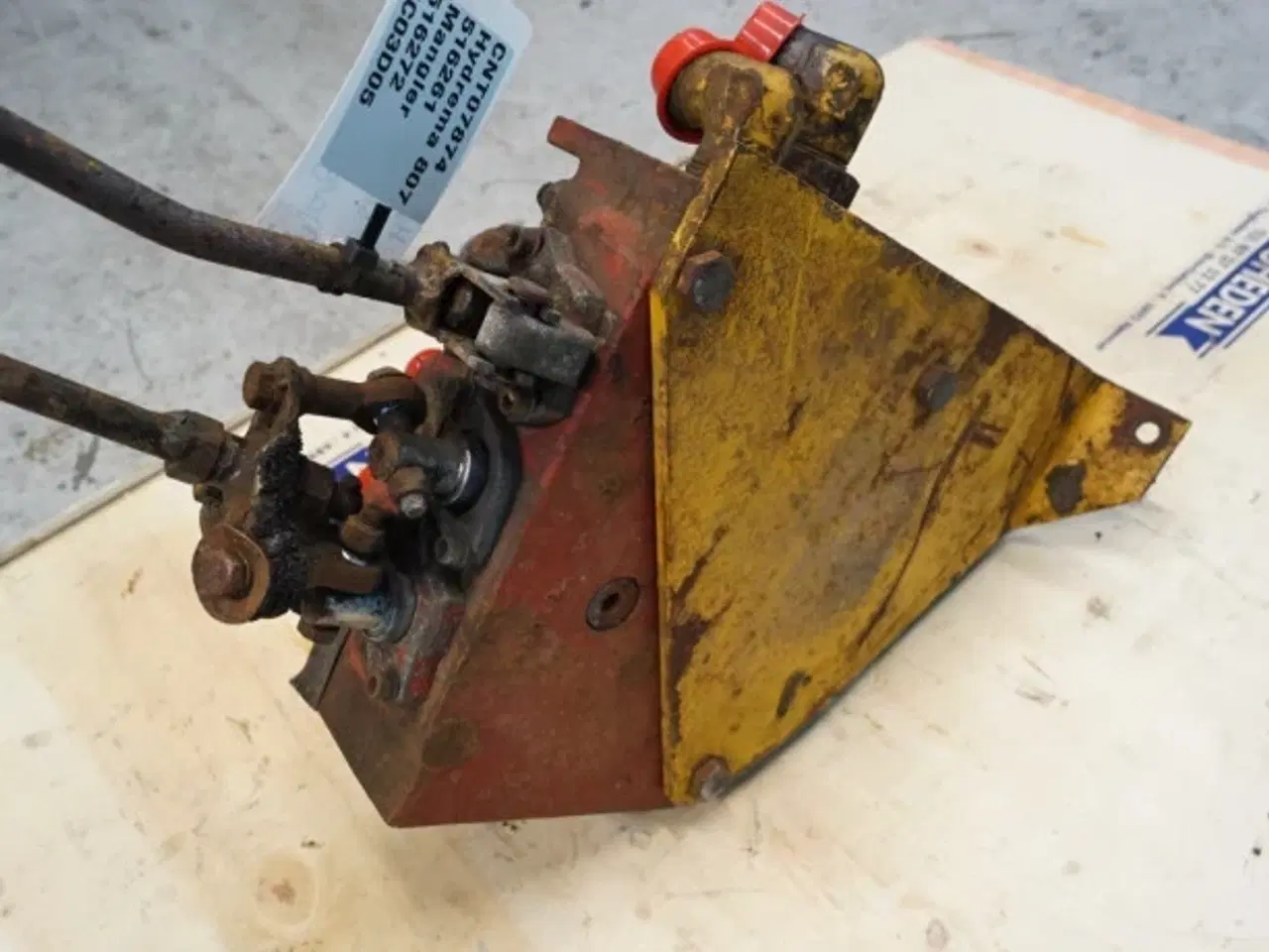 Billede 16 - Hydrema 807 Hydraulikventil 516261