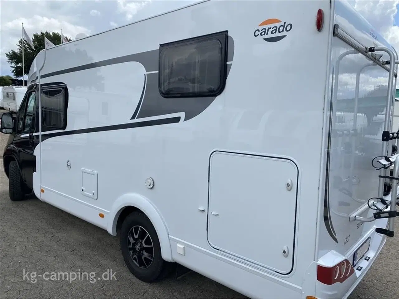 Billede 3 - 2022 - Carado V337 "15 Edition"   Ekstrem velholdt autocamper