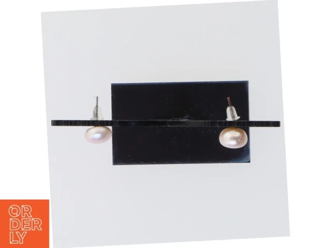 Billede 4 - Perleøreringe (str. 1,5 cm)