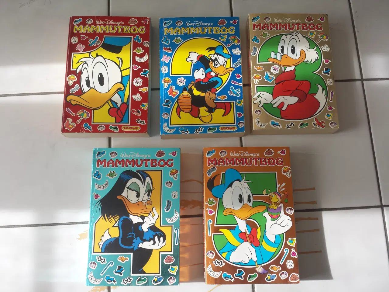 Billede 1 - Mammutbøger, de første 5
