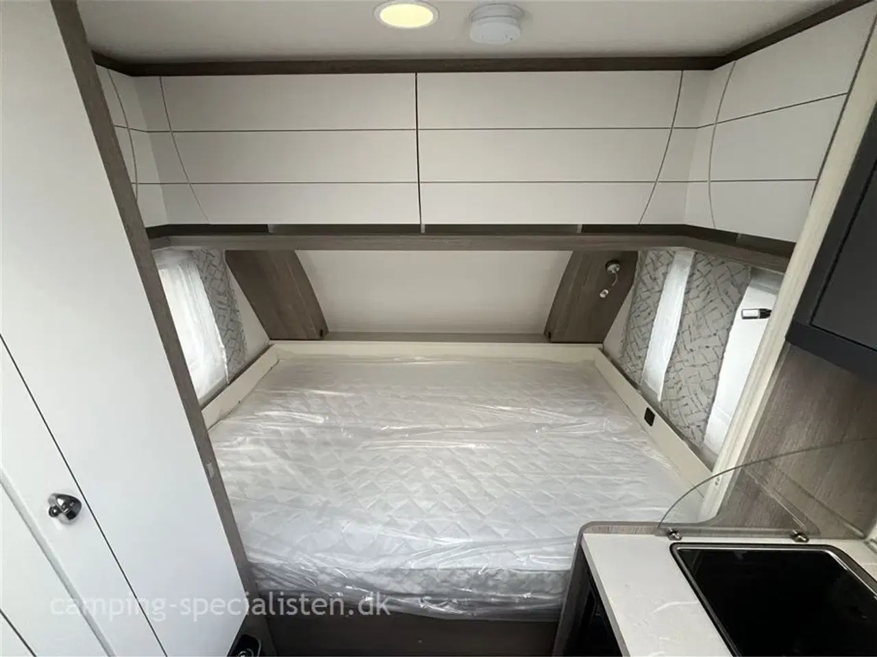 Billede 8 - 2024 - Hobby On Tour 390 SF   Hobby On Tour 390 SF ny model 2024 - kan ses nu hos Camping-Specialisten.dk