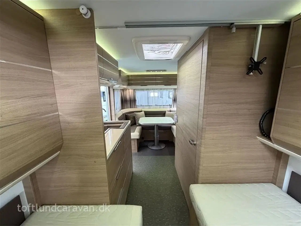 Billede 17 - 2015 - Adria Adora 482 LU   Superflot. Enkeltsenge, m/MOVER+GULVVARME+STORT KØL+ISABELLA FORTELT mv.