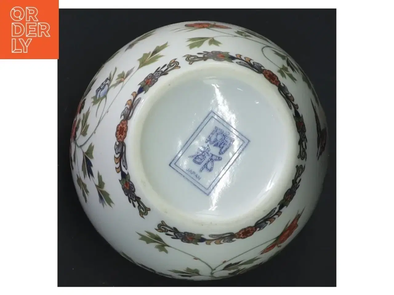 Billede 3 - Japansk Porcelæns vase med blomstermotiv (str. 10x9 cm)