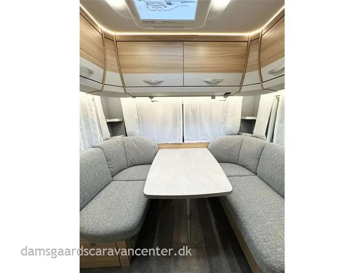 Billede 7 - 2022 - Dethleffs Camper 460 EL D-Line   Enkeltsenge-Lamel-Gulvtemp.-Mover-Telt