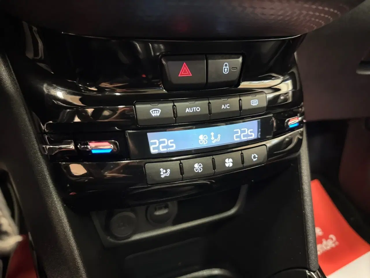 Billede 10 - Peugeot 2008 1,5 BlueHDi 100 Allure Sky