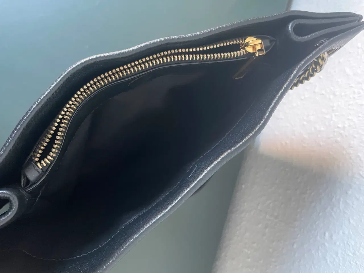 Billede 6 - Marc Jacobs sort skuldertaske 