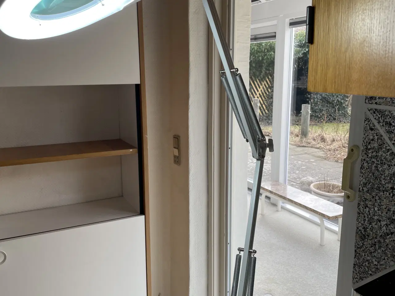 Billede 3 - Luplampe med lys og bordklemme