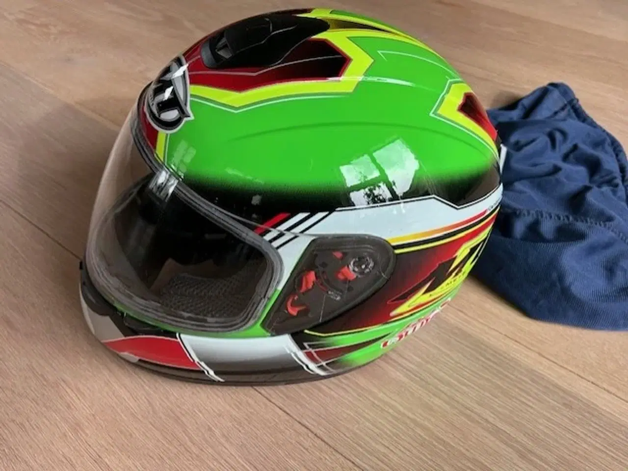 Billede 2 - Styrthjelm sælges