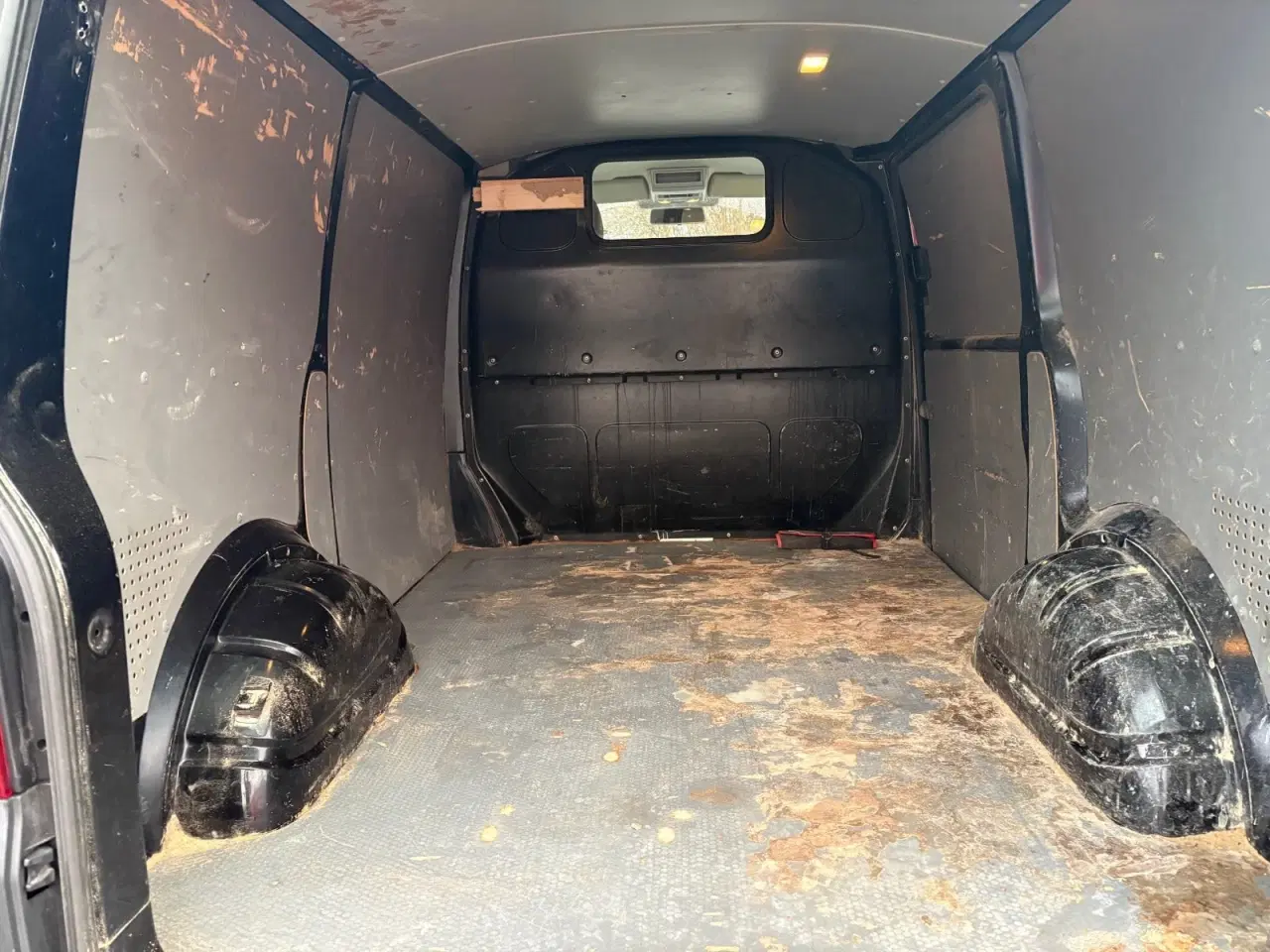 Billede 10 - VW Transporter 2,0 TDi 140 Kassevogn DSG kort