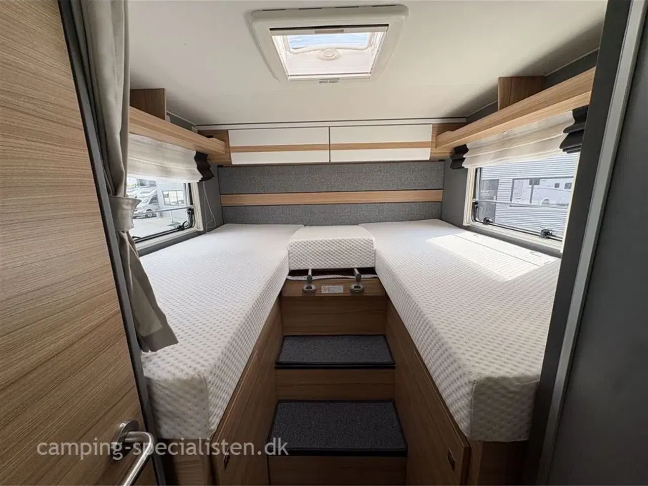 Billede 14 - 2022 - Dethleffs Just T 7052 EB - 90 Year   Dethleffs Just T 7052 EB - 90 Year 2022 - Se den nu hos Camping-Specialisten.dk