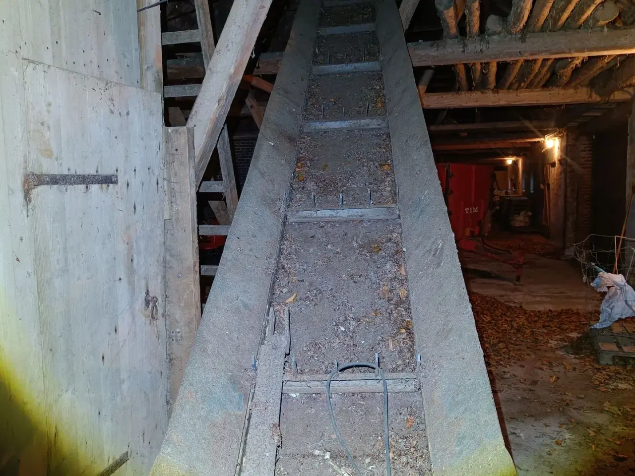 Billede 4 - Triumf transportør ca. 8 meter med fast bund