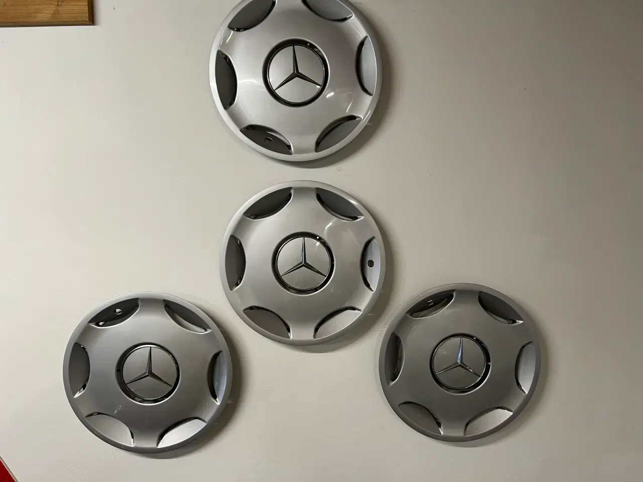 Billede 1 - 4 stk Mercedes navkapsler