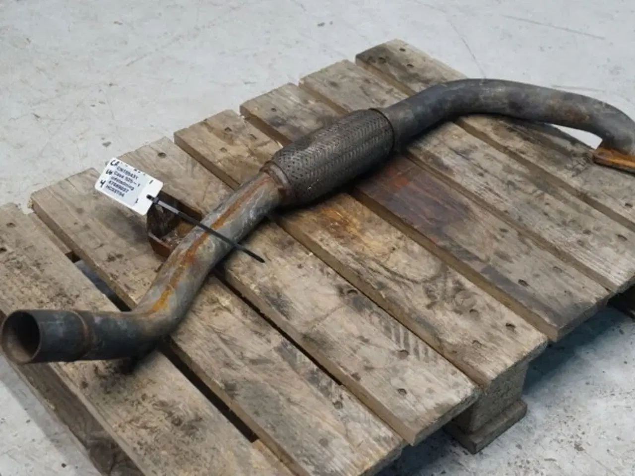 Billede 3 - Case 525 Farmlift Udstødningsrør 47689037