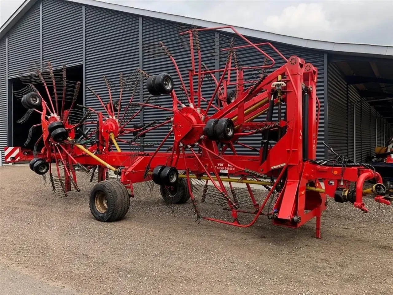 Billede 1 - Kverneland 91150 C 4-Rotors rive