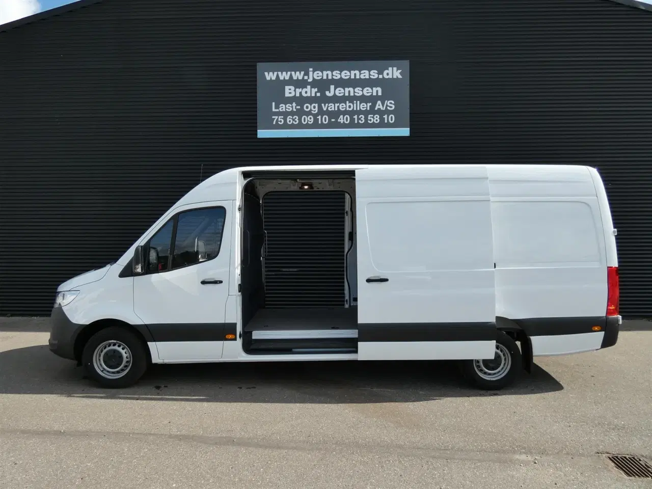 Billede 1 - Mercedes-Benz Sprinter 317 2,0 CDI A3 H2 RWD 9G-Tronic 170HK Van Aut.