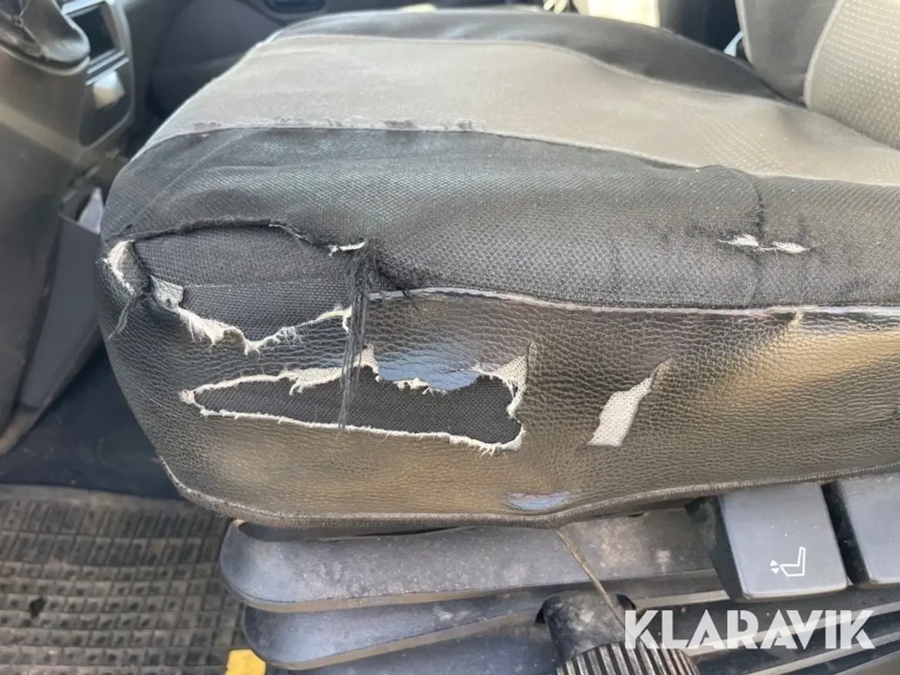 Billede 10 - Varebil Iveco Daily 35S med kran