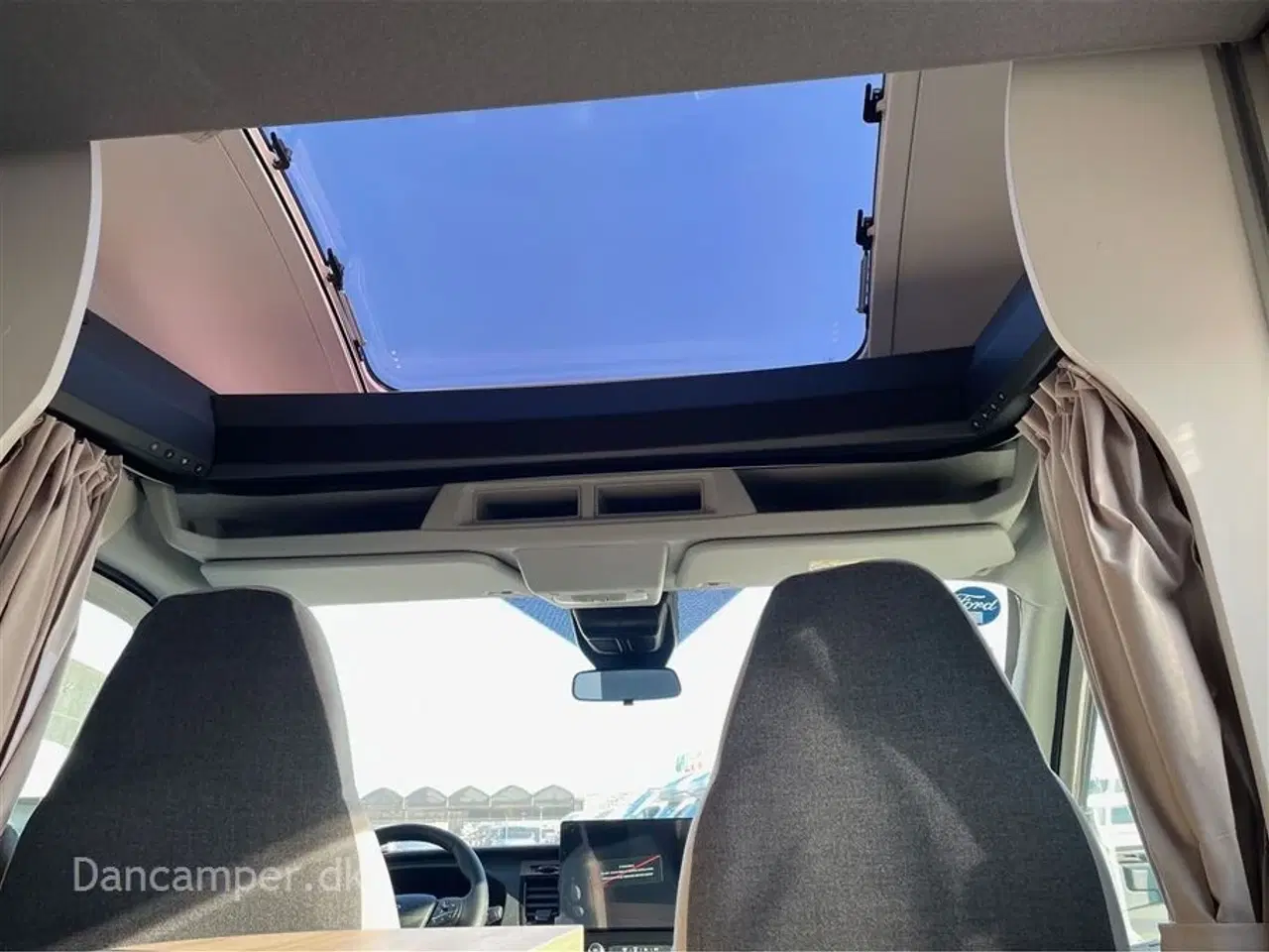 Billede 27 - 2026 - Chausson 720 Chausson 720 Titanium Line, 165 Hk, 8-trins aut.gear, adaptiv fartpilot