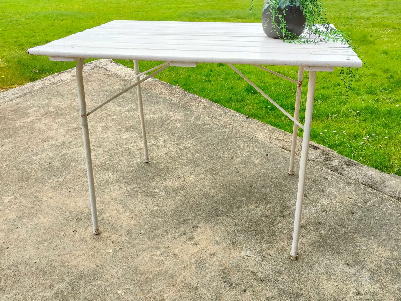 Billede 4 - Charmerende retro havebord 