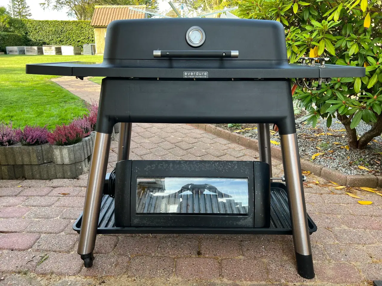 Billede 1 - Everdure gasgrill