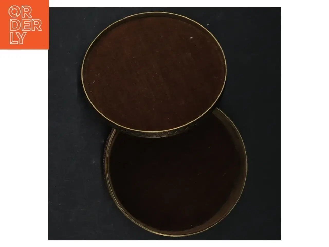 Billede 4 - Dekorativ ciseleret metal skrin med broderet låg (str. Ø. 14 cm)