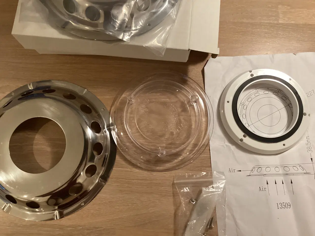 Billede 1 - Dæksventiler, Tannoy. 2 stk nye og ubrugte.
