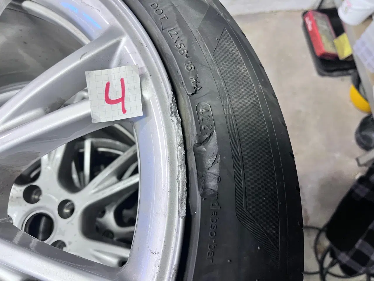 Billede 9 - Originale 19" Gemini fælge med dæk - Tesla Model Y