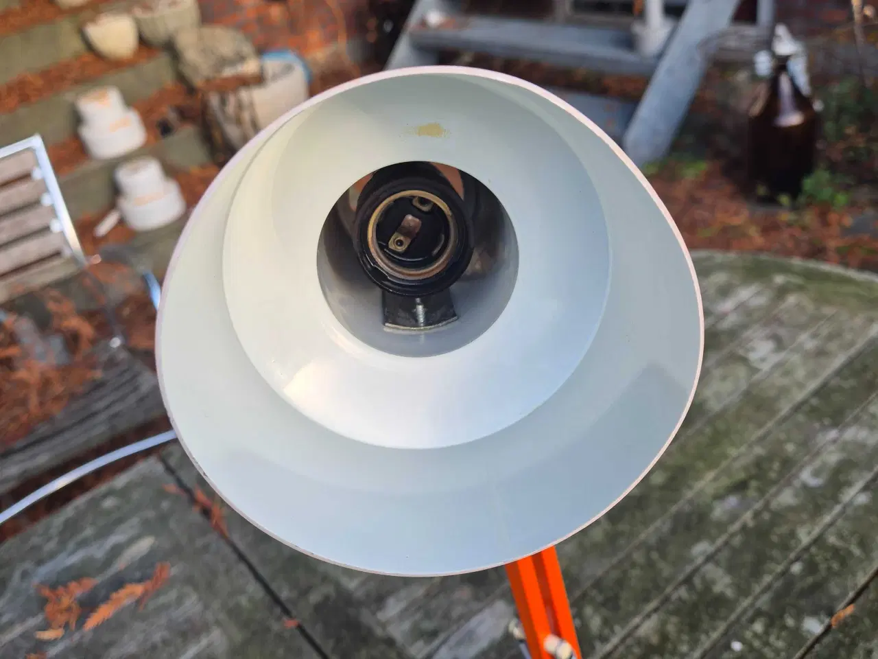 Billede 9 - Flot orange bordlampe fra Lyskær 