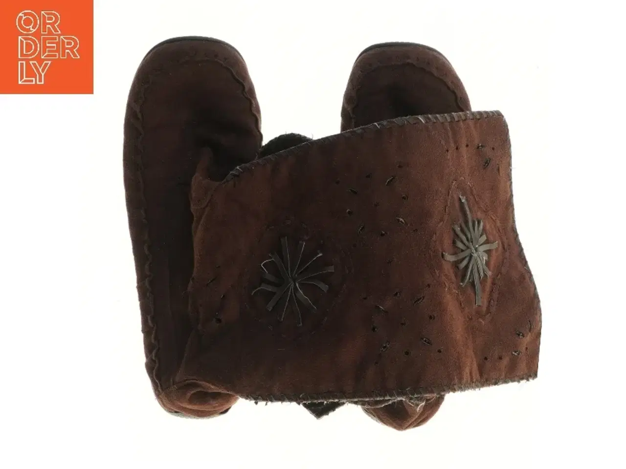Billede 2 - Brune støvler med mønster (str. længde 28 cm)