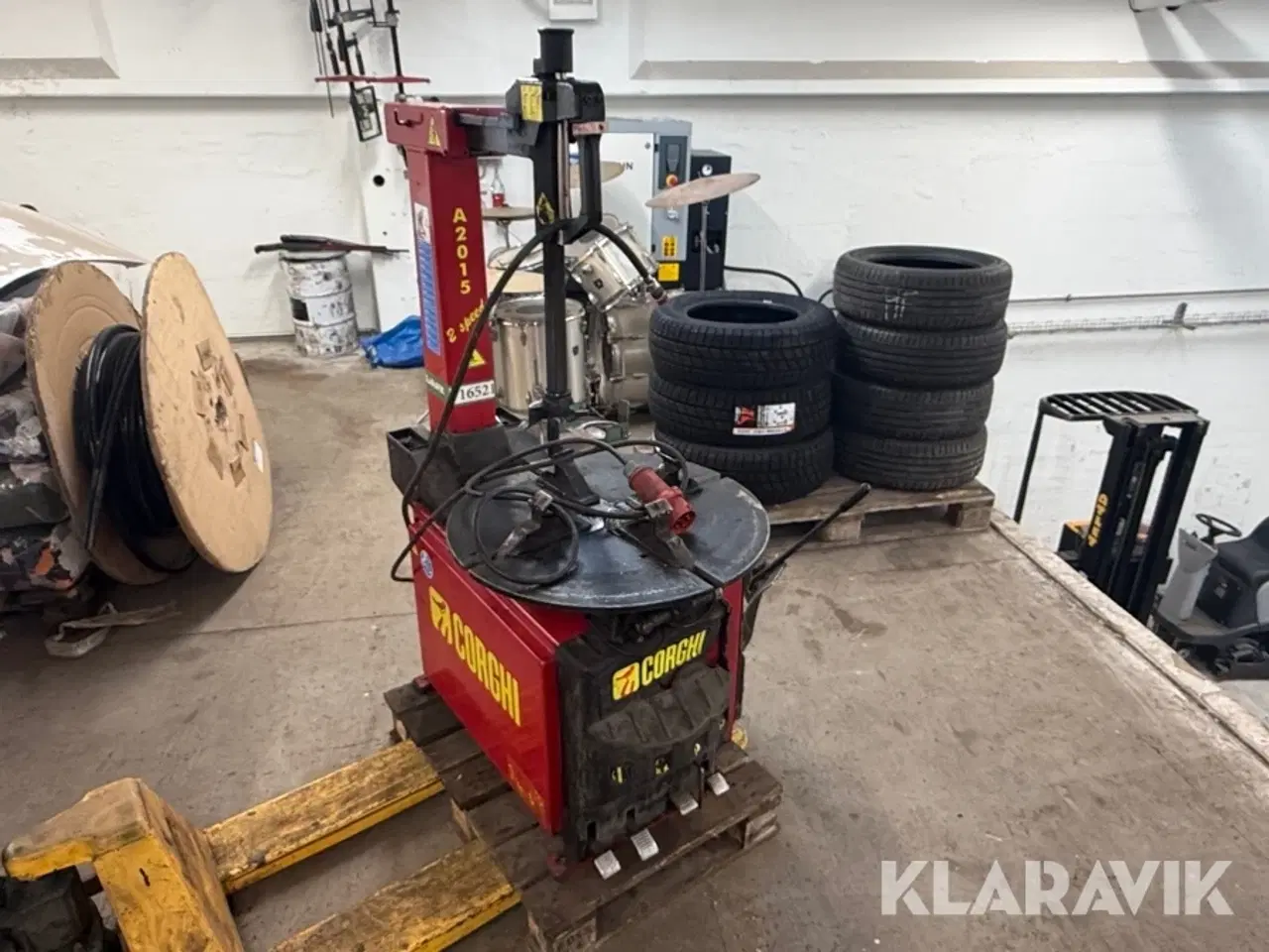 Billede 1 - Dækapparat / dækafmonteringsmaskine Corghi A2015 DV