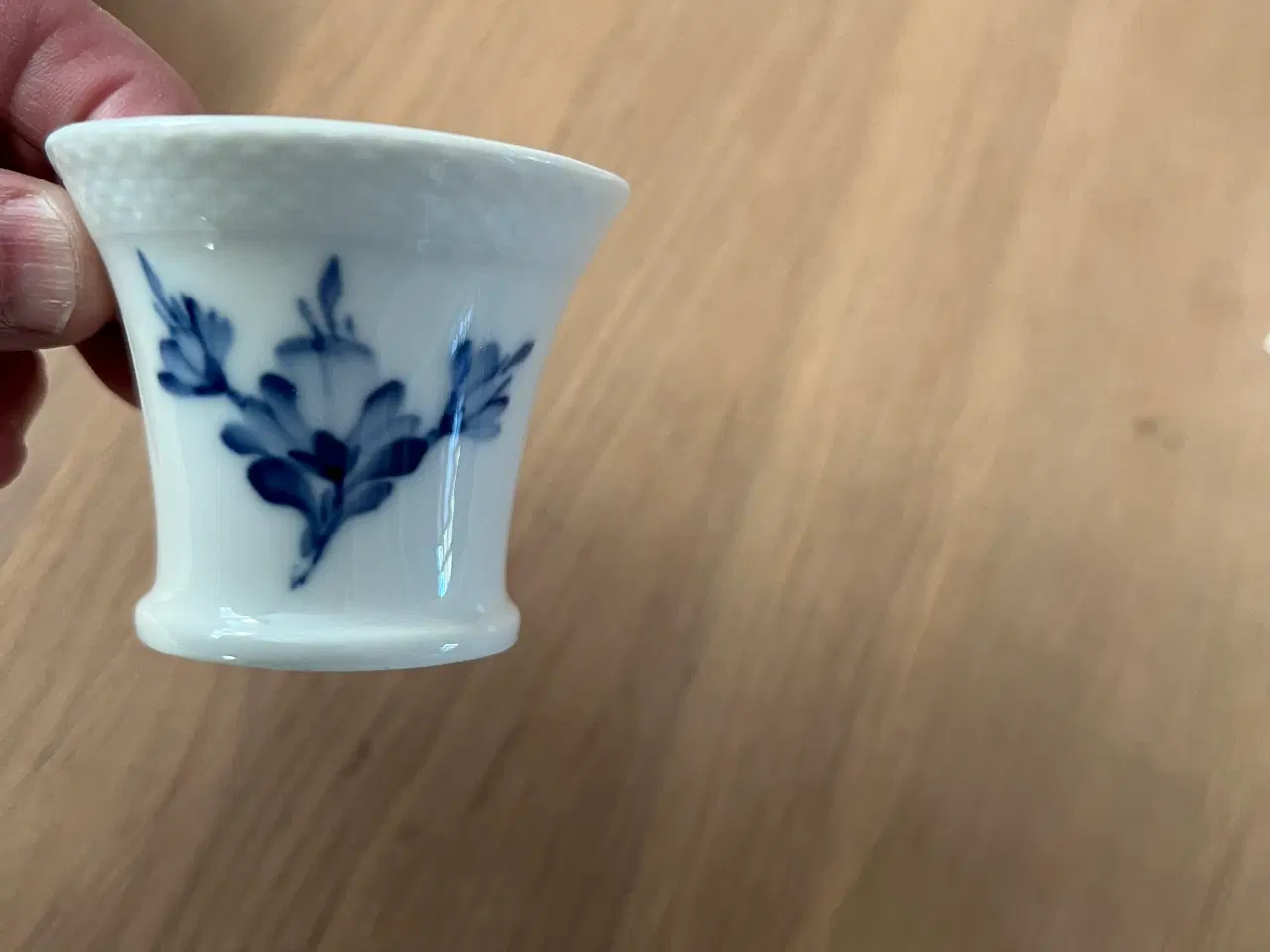 Billede 5 - Royal Copenhagen flettet lille vase