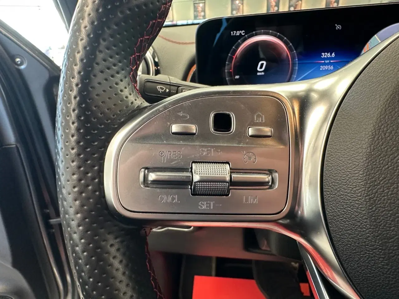 Billede 15 - Mercedes EQB350  AMG Line 4Matic