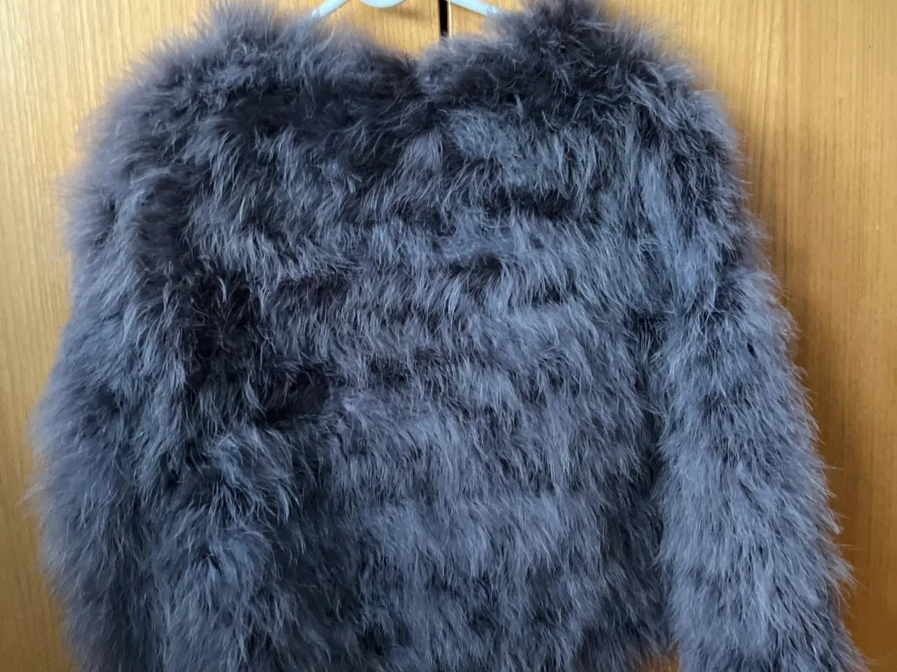 Billede 2 - Strudsefjersjakke