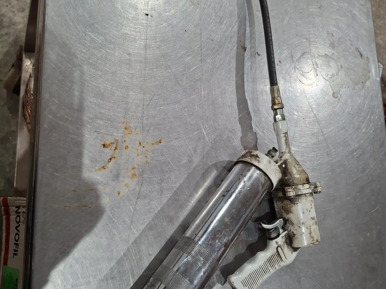 Billede 2 - Fedtsprøjte og fugepistol trykluft 