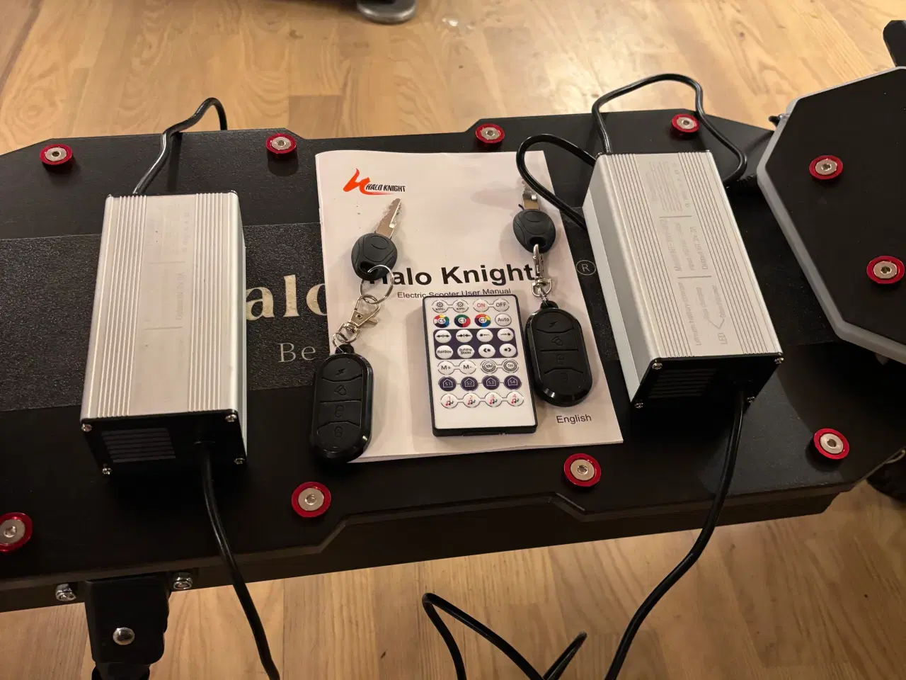 Billede 7 - Halo knight T107 Pro el løbehjul