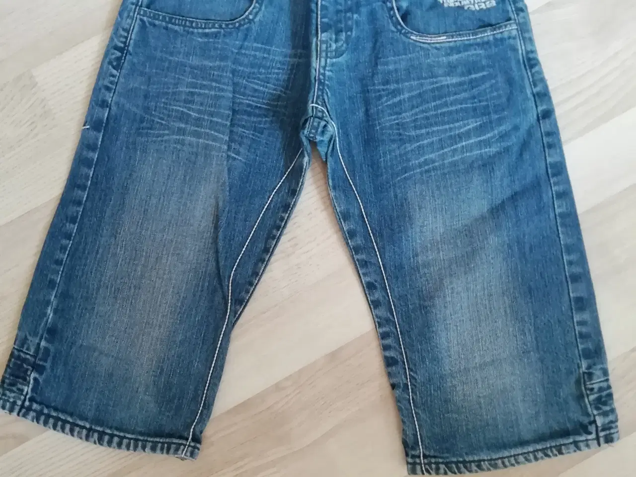 Billede 1 - shorts str. 152, Grunt