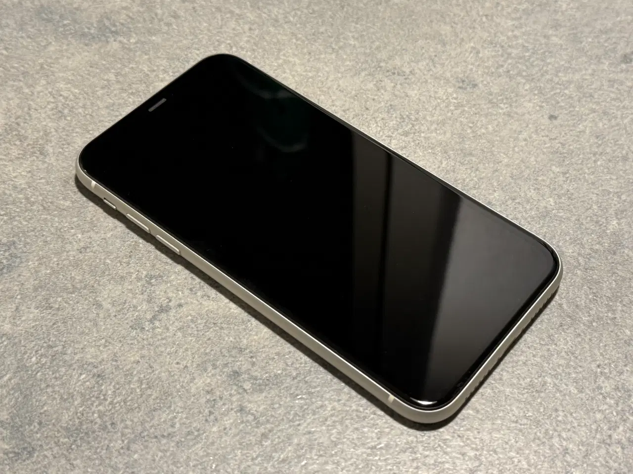 Billede 3 - iPhone 11, hvid, 128GB