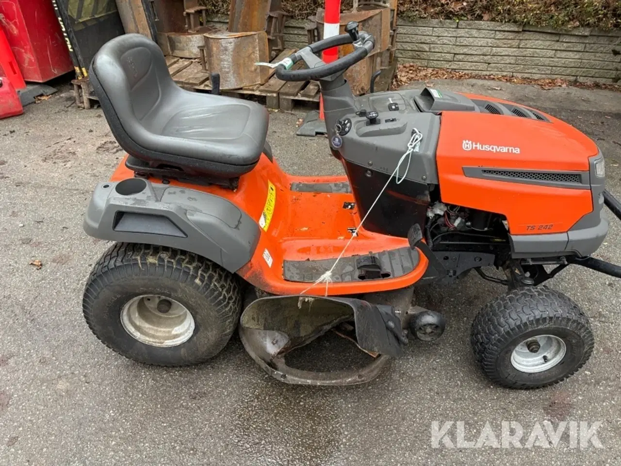Billede 10 - Græsslåmaskine Husqvarna TS242