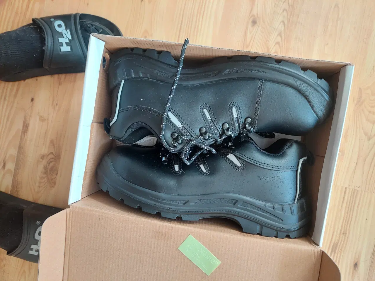 Billede 3 - Sikkerhed sko 150 kr stykket