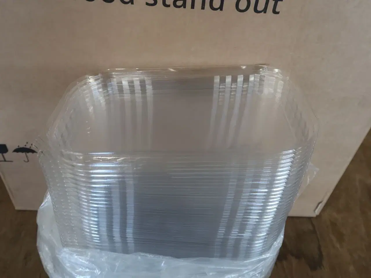 Billede 3 - 2 kasser (400 pr. stk.) Låg til madbakker  109905