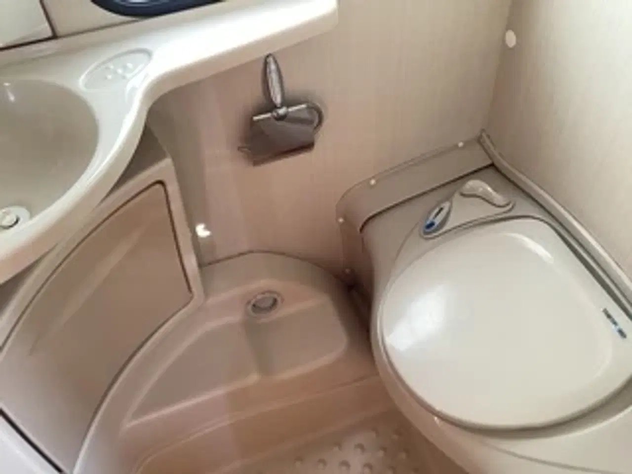 Billede 5 - CARAVELAIR AMBIANCE STYLE 440